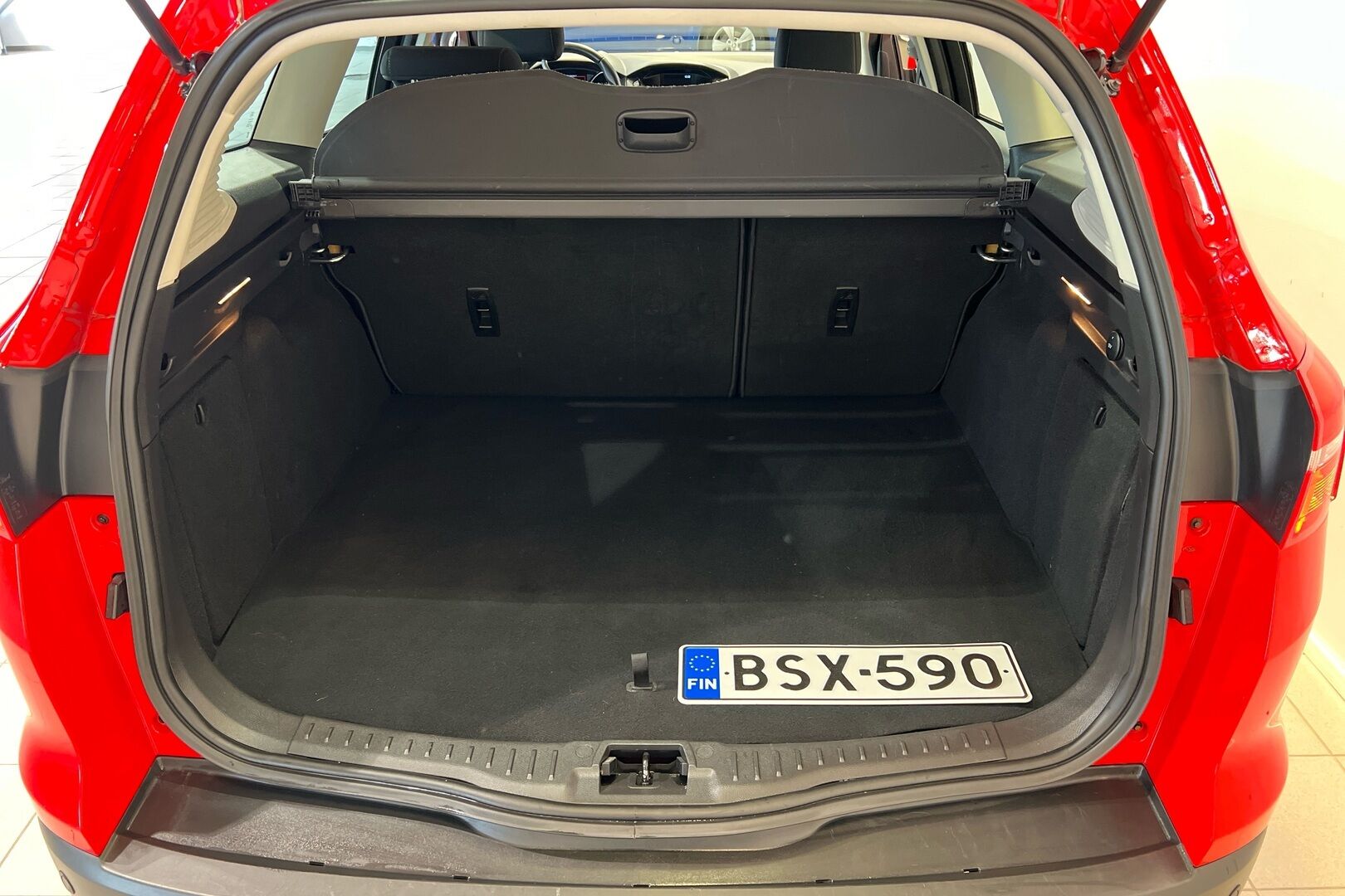 Ford Focus iso kuva 18