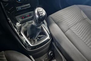 Ford Fiesta esikatselu 24
