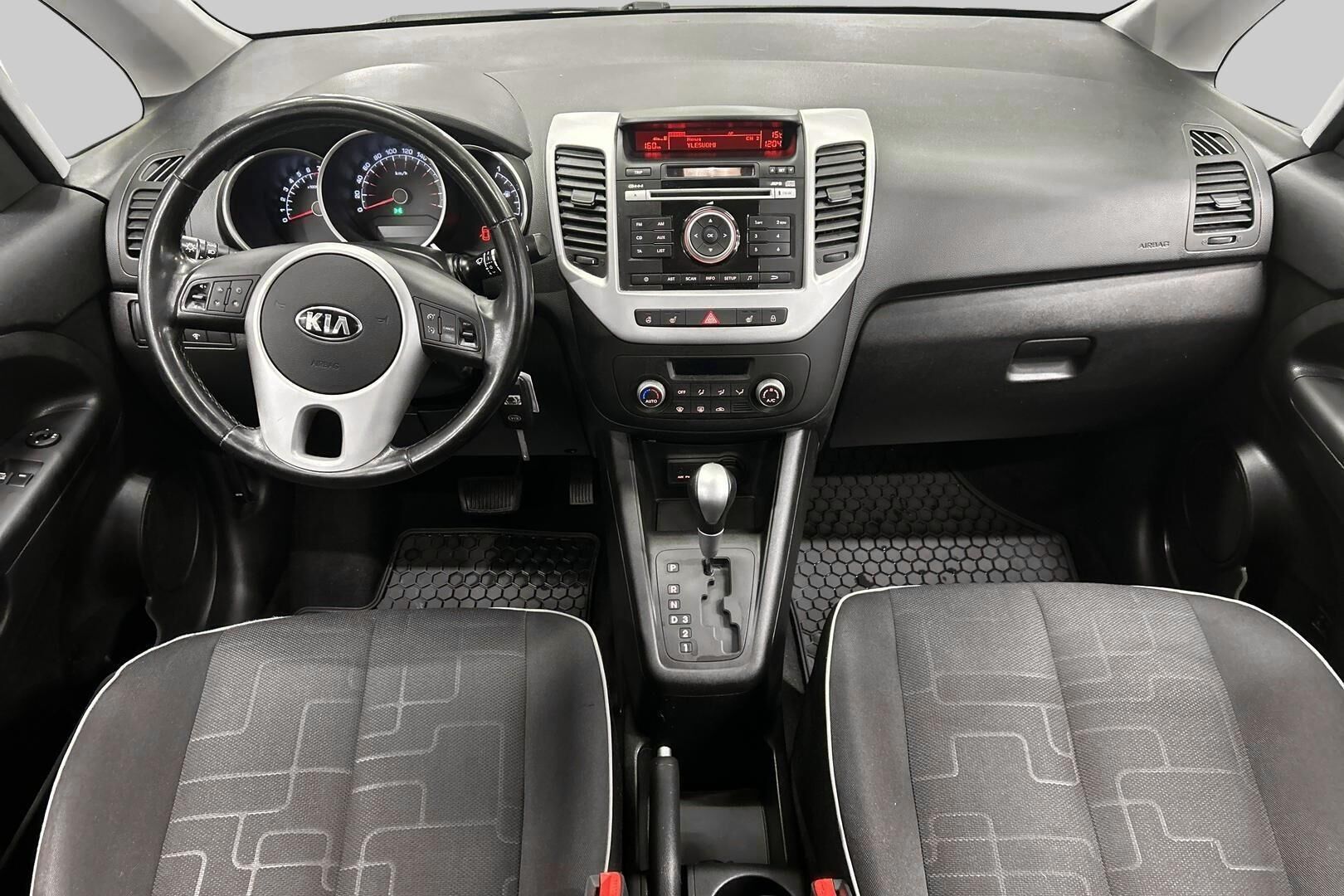 Kia Venga iso kuva 11