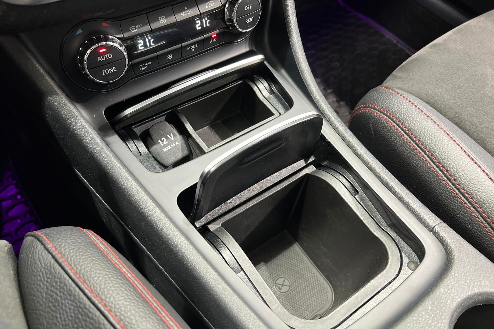 Mercedes-Benz A iso kuva 23