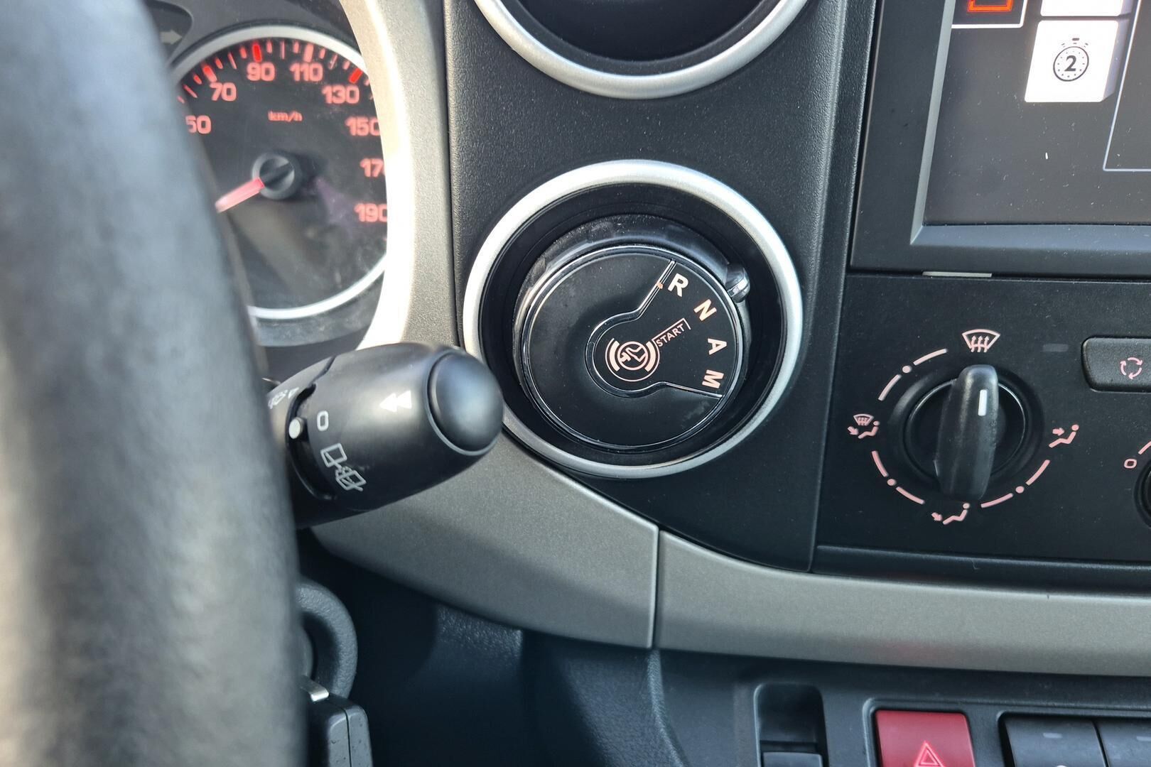 Citroen Berlingo Multispace iso kuva 17