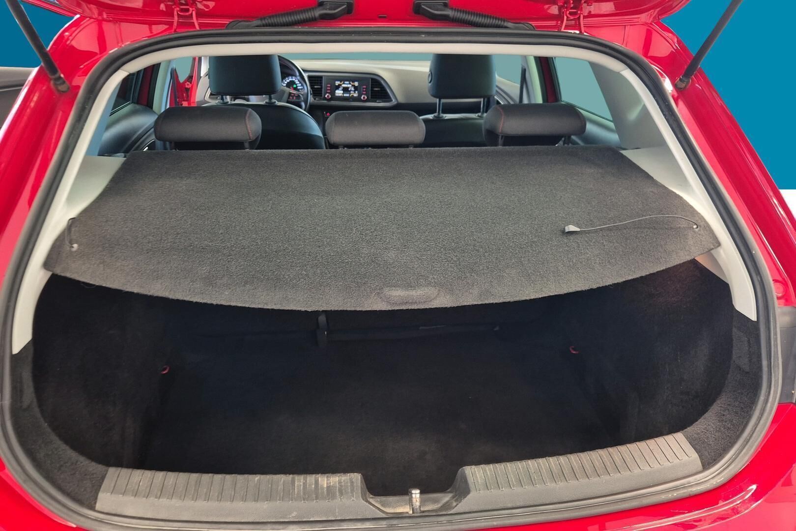 Seat Leon iso kuva 6