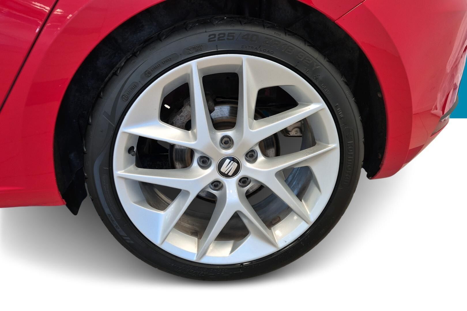 Seat Leon iso kuva 19