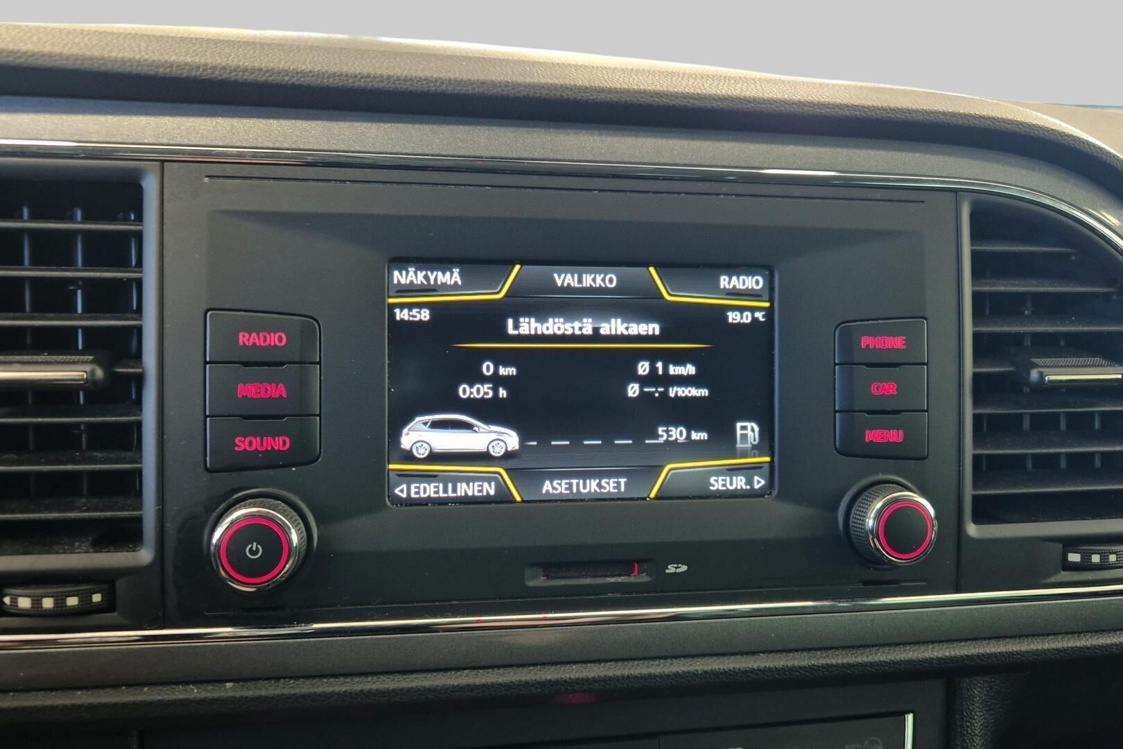 Seat Leon iso kuva 7