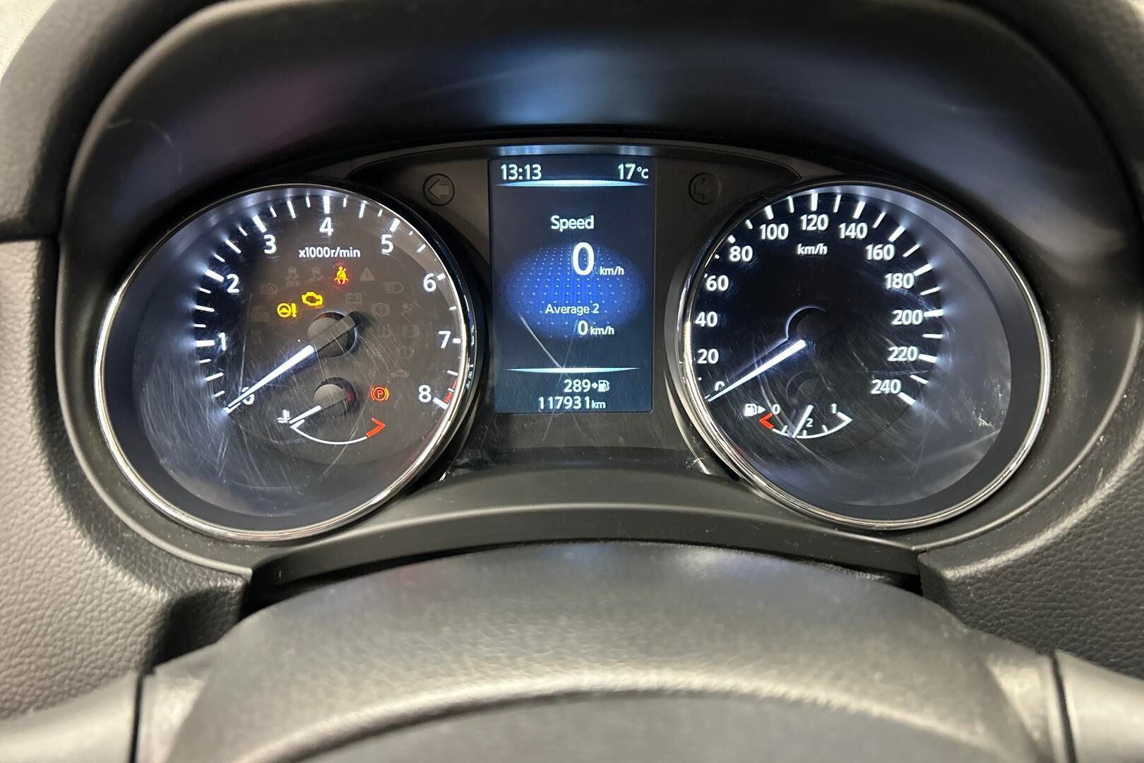 Nissan Qashqai iso kuva 14
