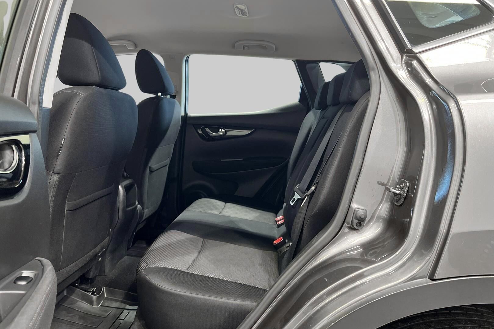 Nissan Qashqai iso kuva 10
