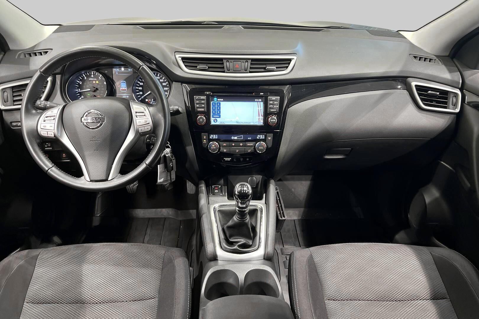 Nissan Qashqai iso kuva 11