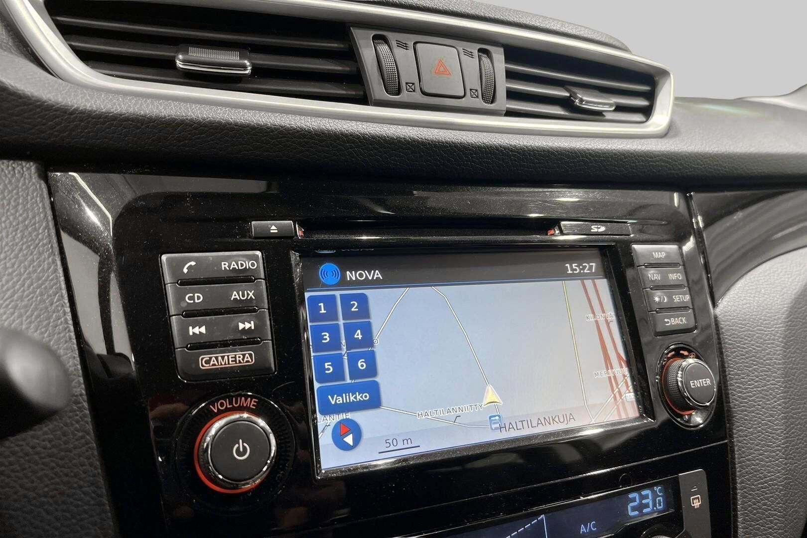 Nissan Qashqai iso kuva 15