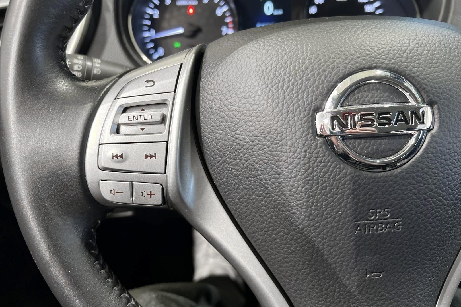 Nissan Qashqai iso kuva 21