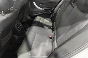 BMW 3-sarja esikatselu 16