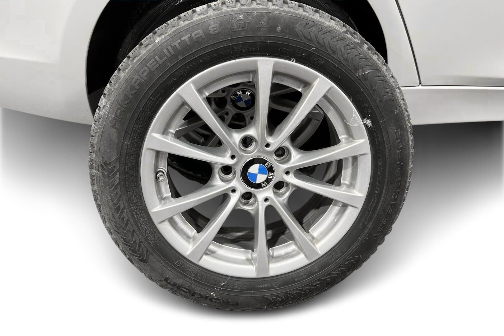 BMW 3-sarja iso kuva 19