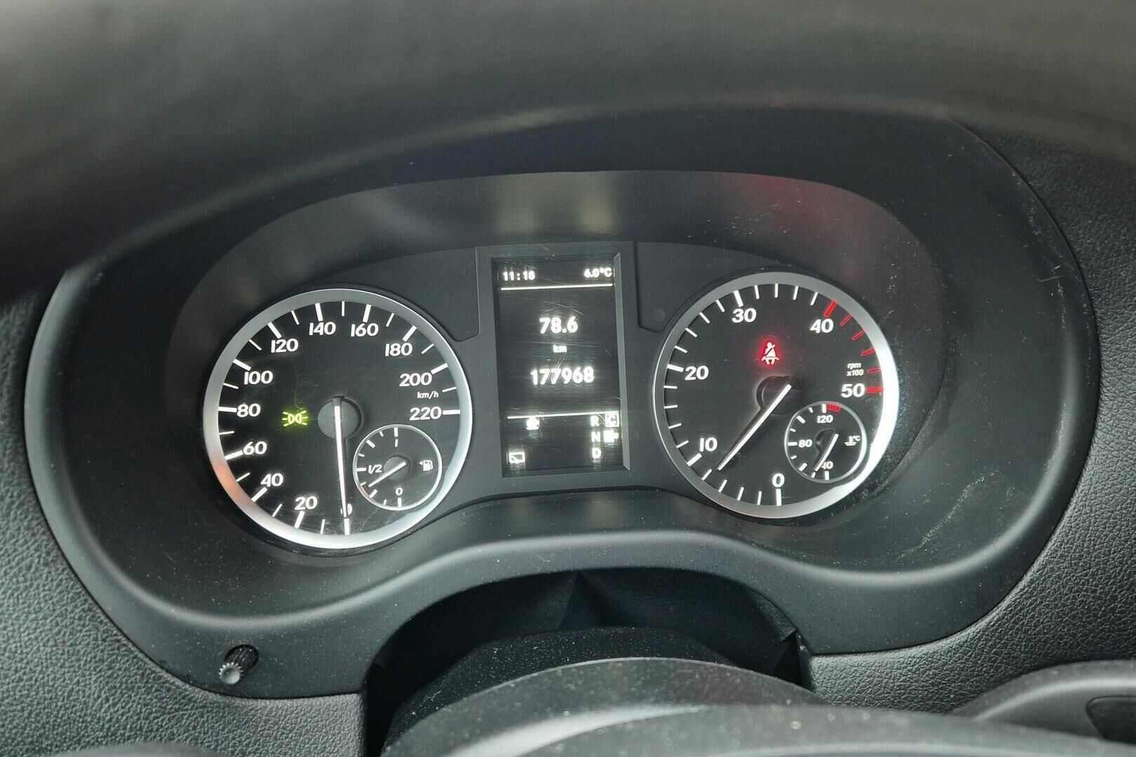 Mercedes-Benz Vito iso kuva 12