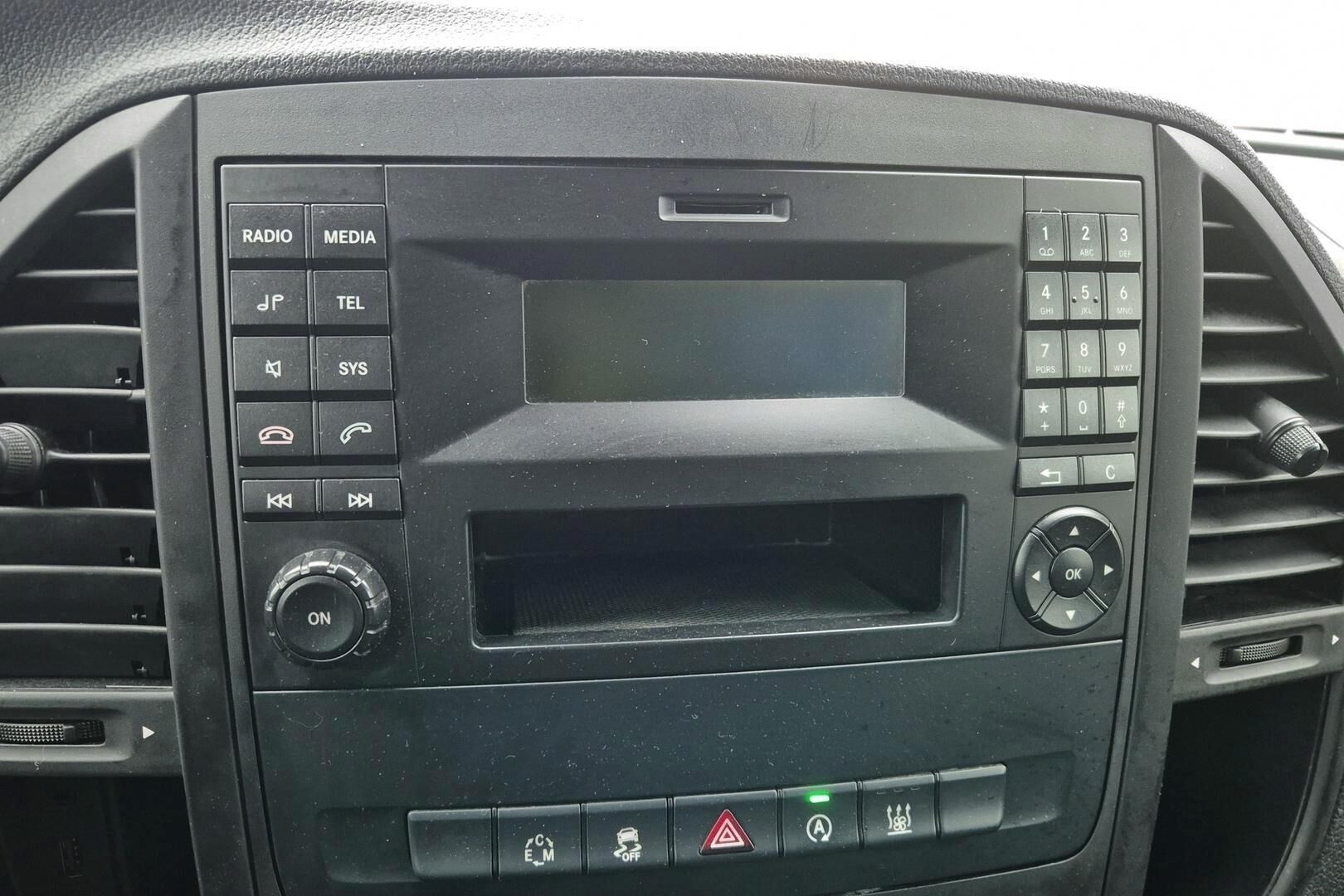 Mercedes-Benz Vito iso kuva 13