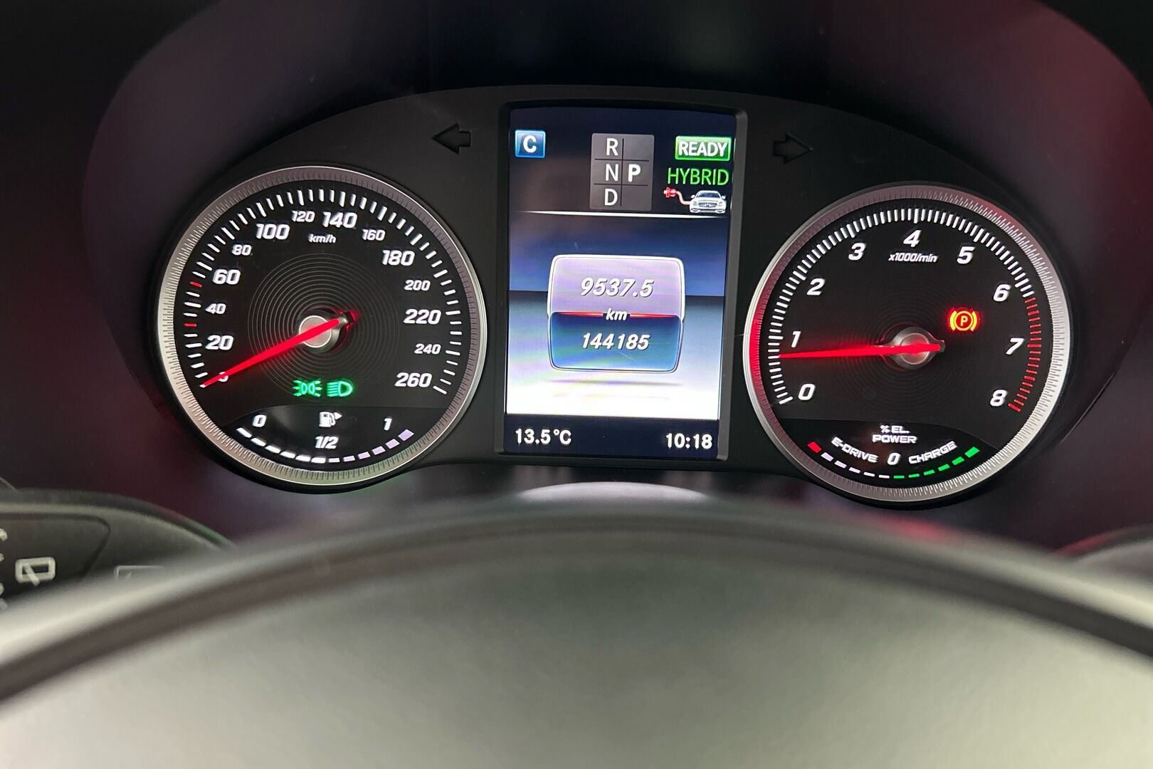 Mercedes-Benz C iso kuva 10