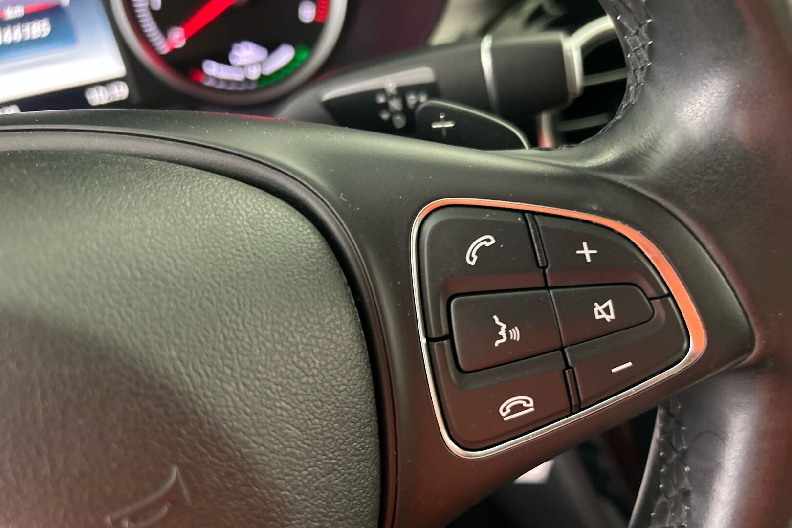 Mercedes-Benz C iso kuva 15