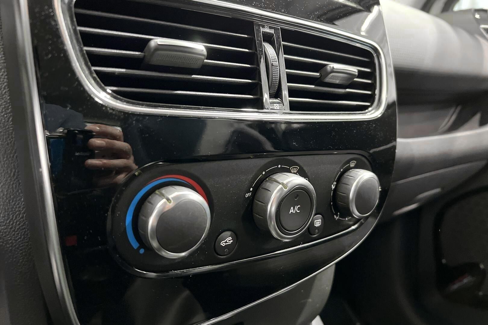 Renault Clio iso kuva 17