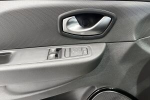 Renault Clio esikatselu 23