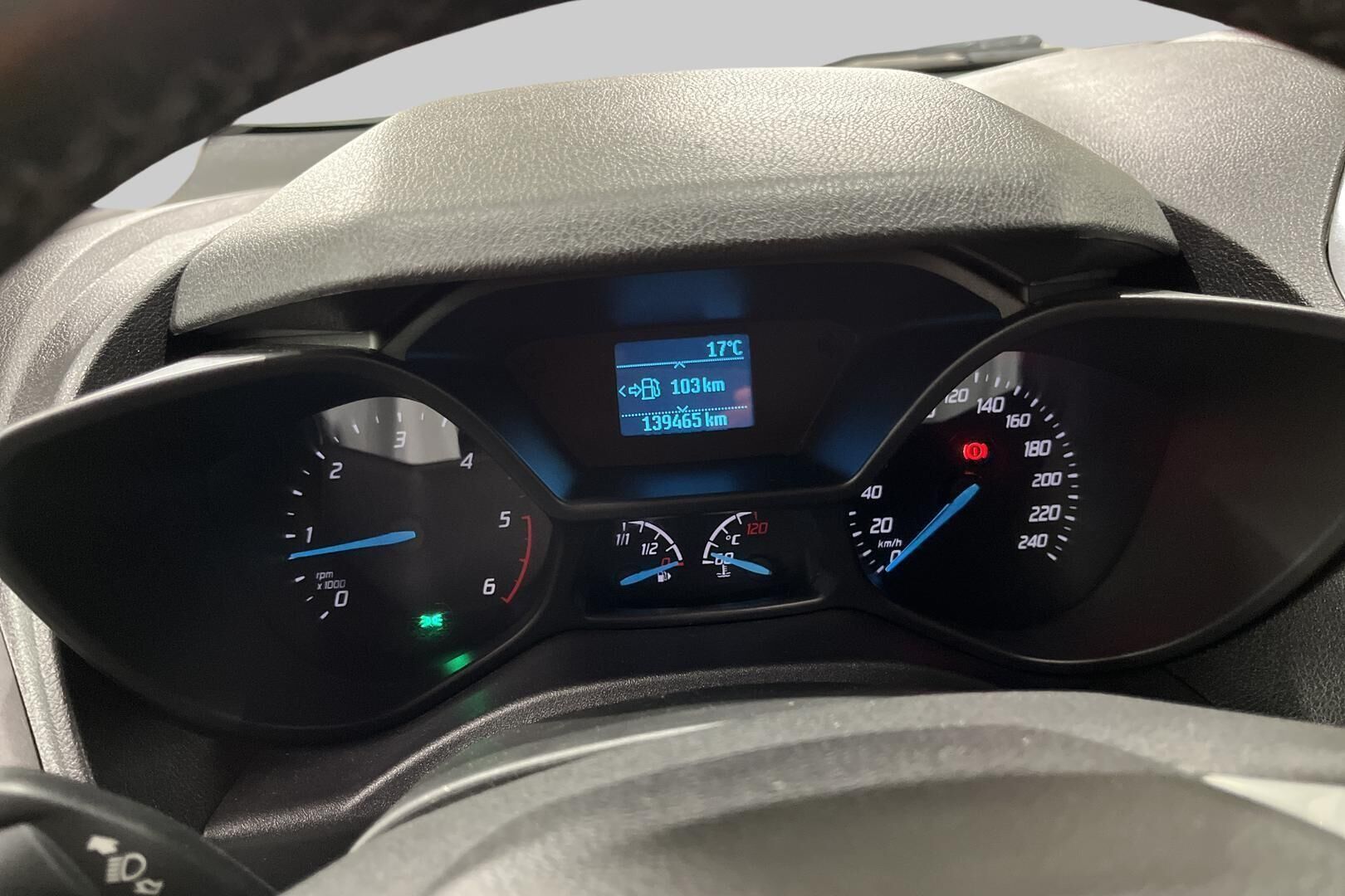 Ford Transit Connect iso kuva 14