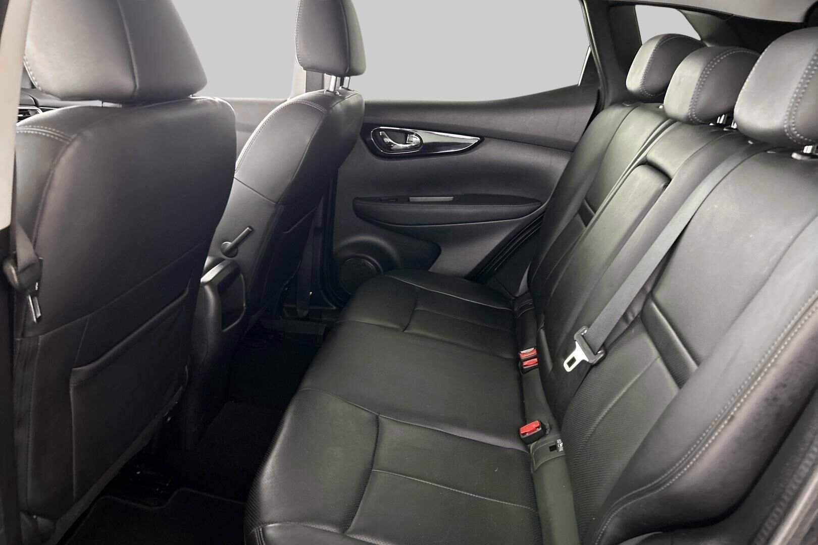 Nissan Qashqai iso kuva 10