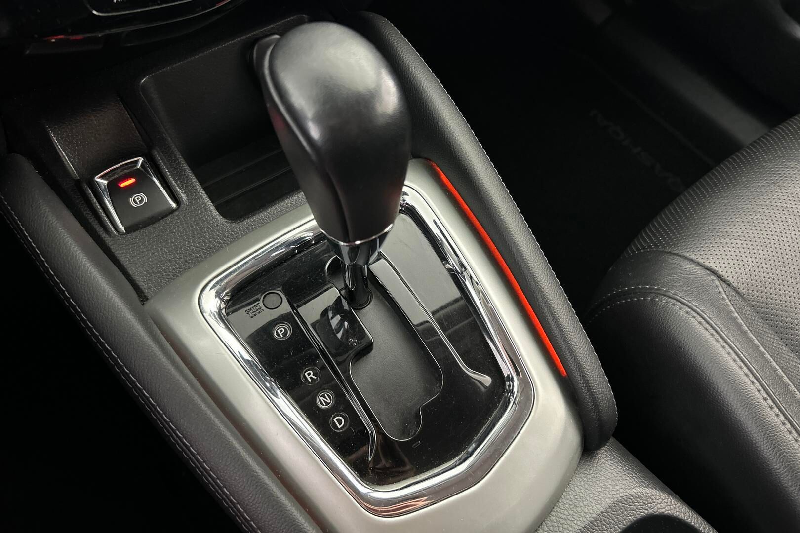 Nissan Qashqai iso kuva 20