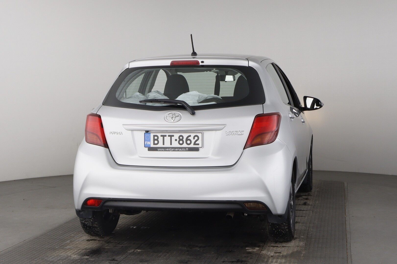 Toyota Yaris iso kuva 3