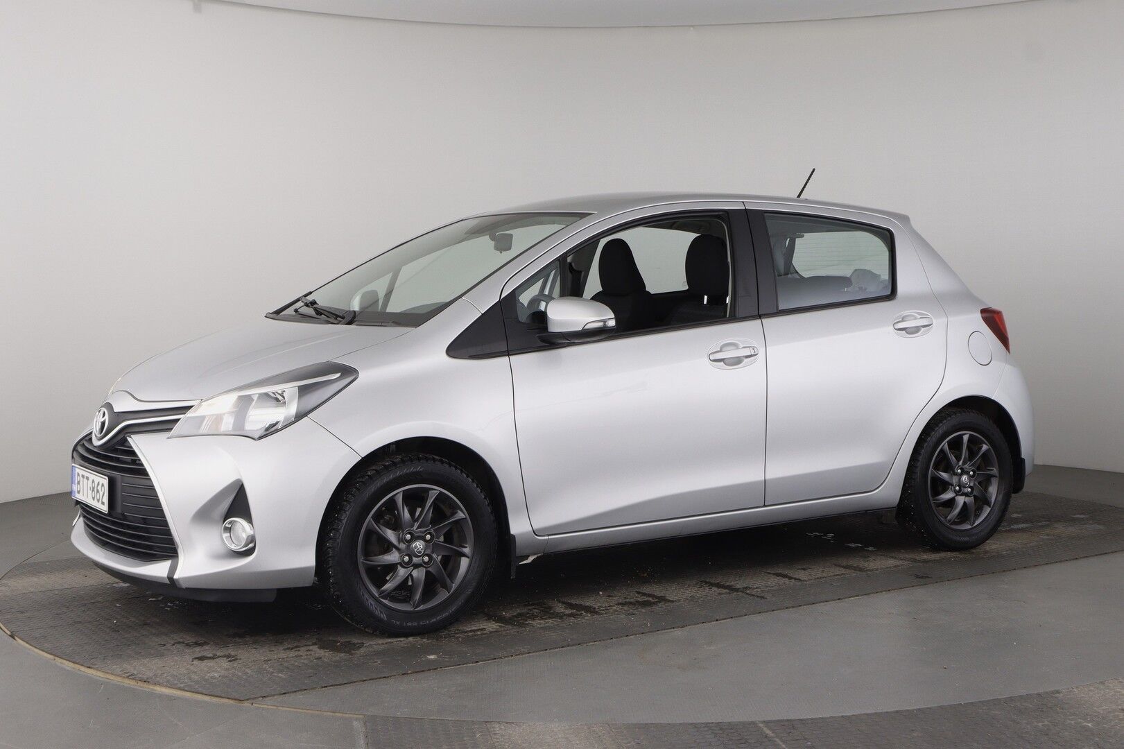 Toyota Yaris iso kuva 0