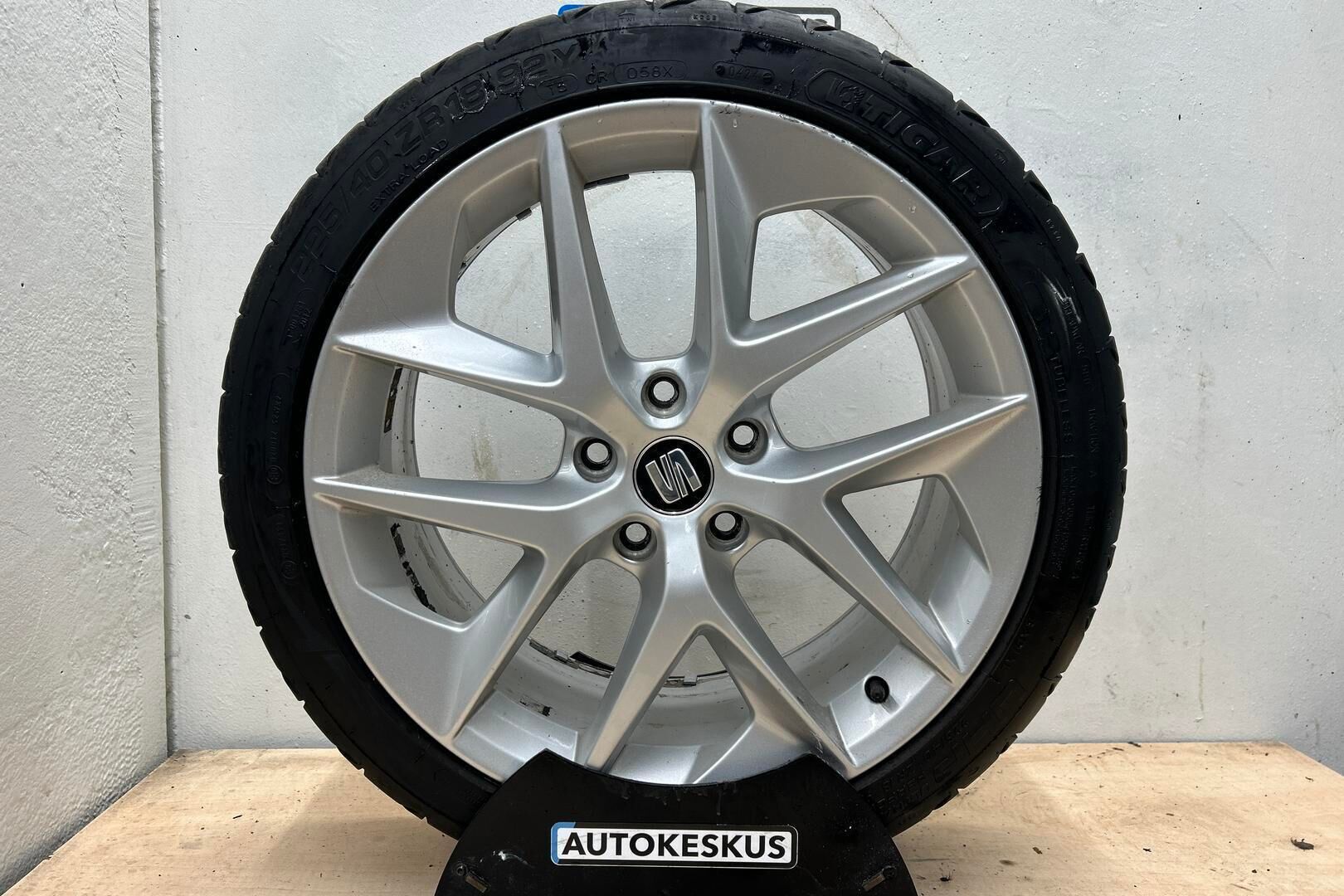 Seat Leon ST iso kuva 13