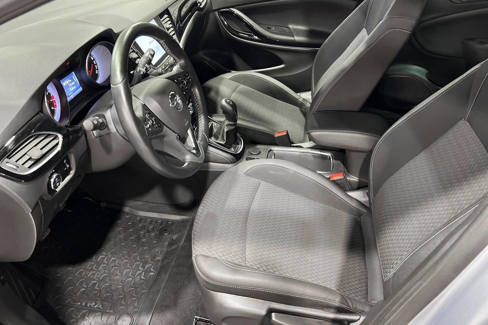 Opel Astra iso kuva 9