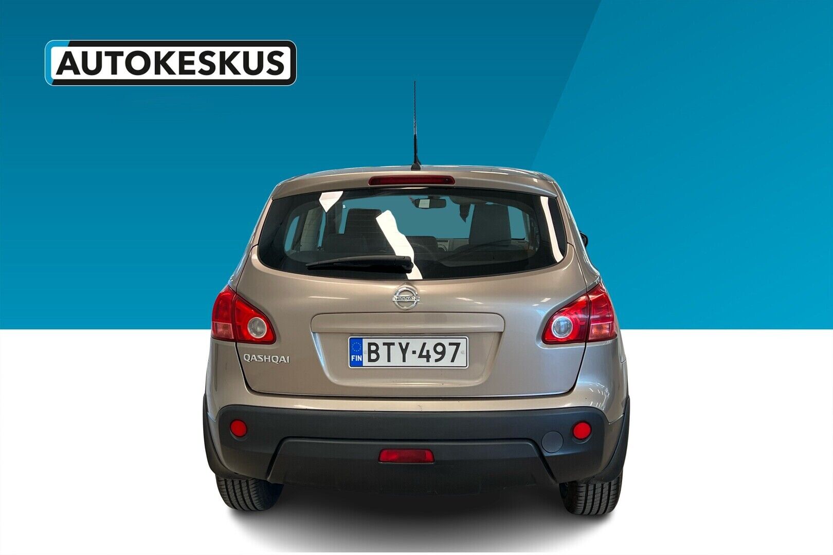 Nissan Qashqai iso kuva 1