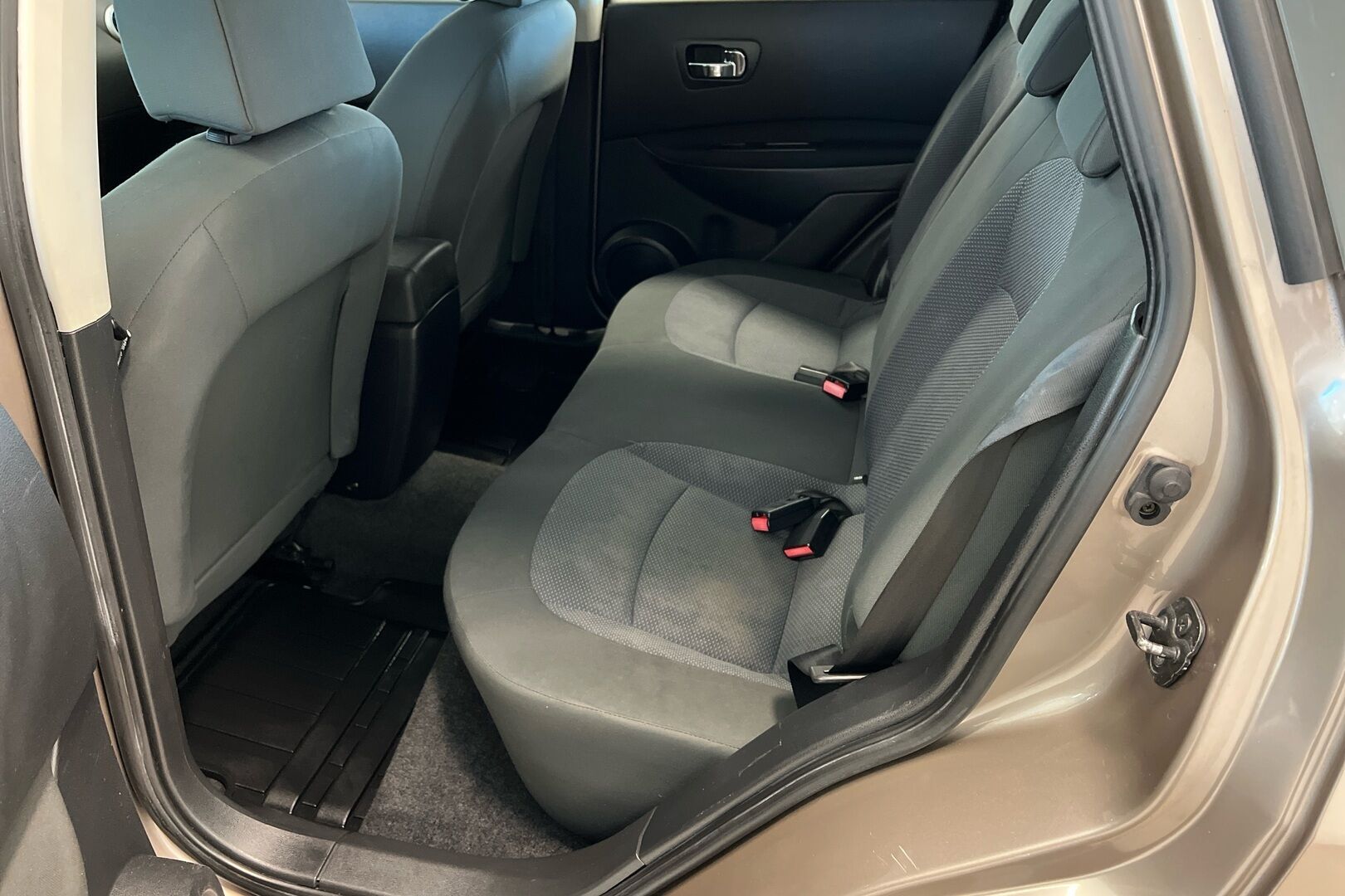 Nissan Qashqai iso kuva 13