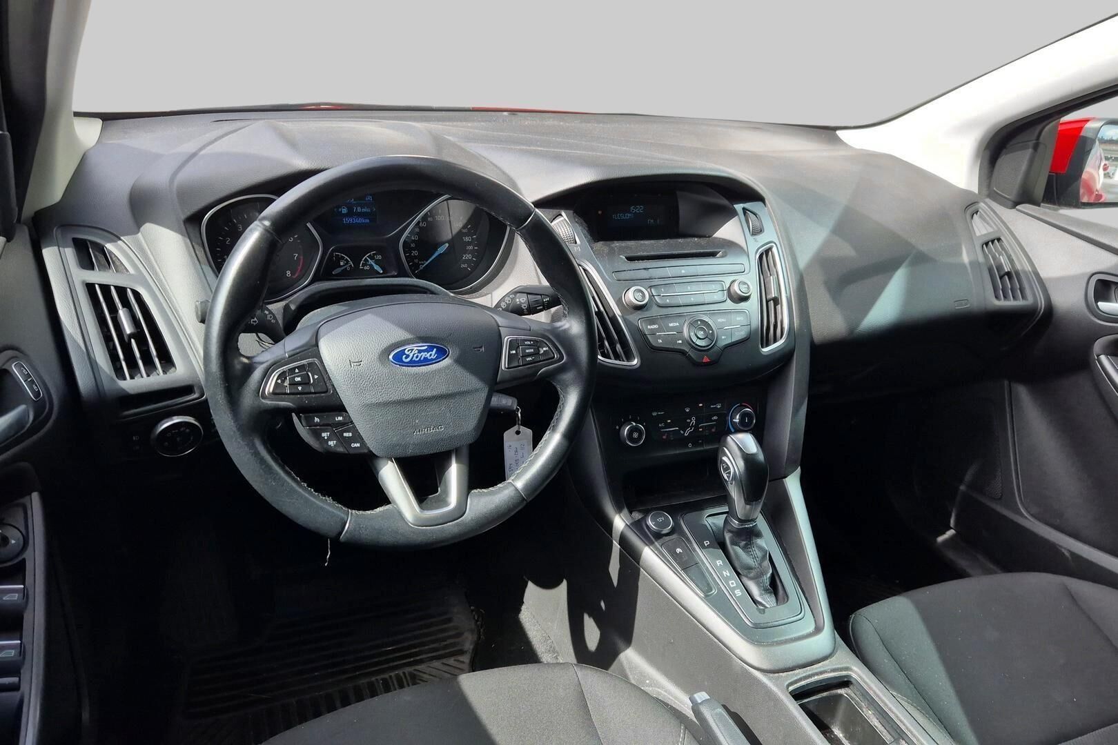 Ford Focus iso kuva 1