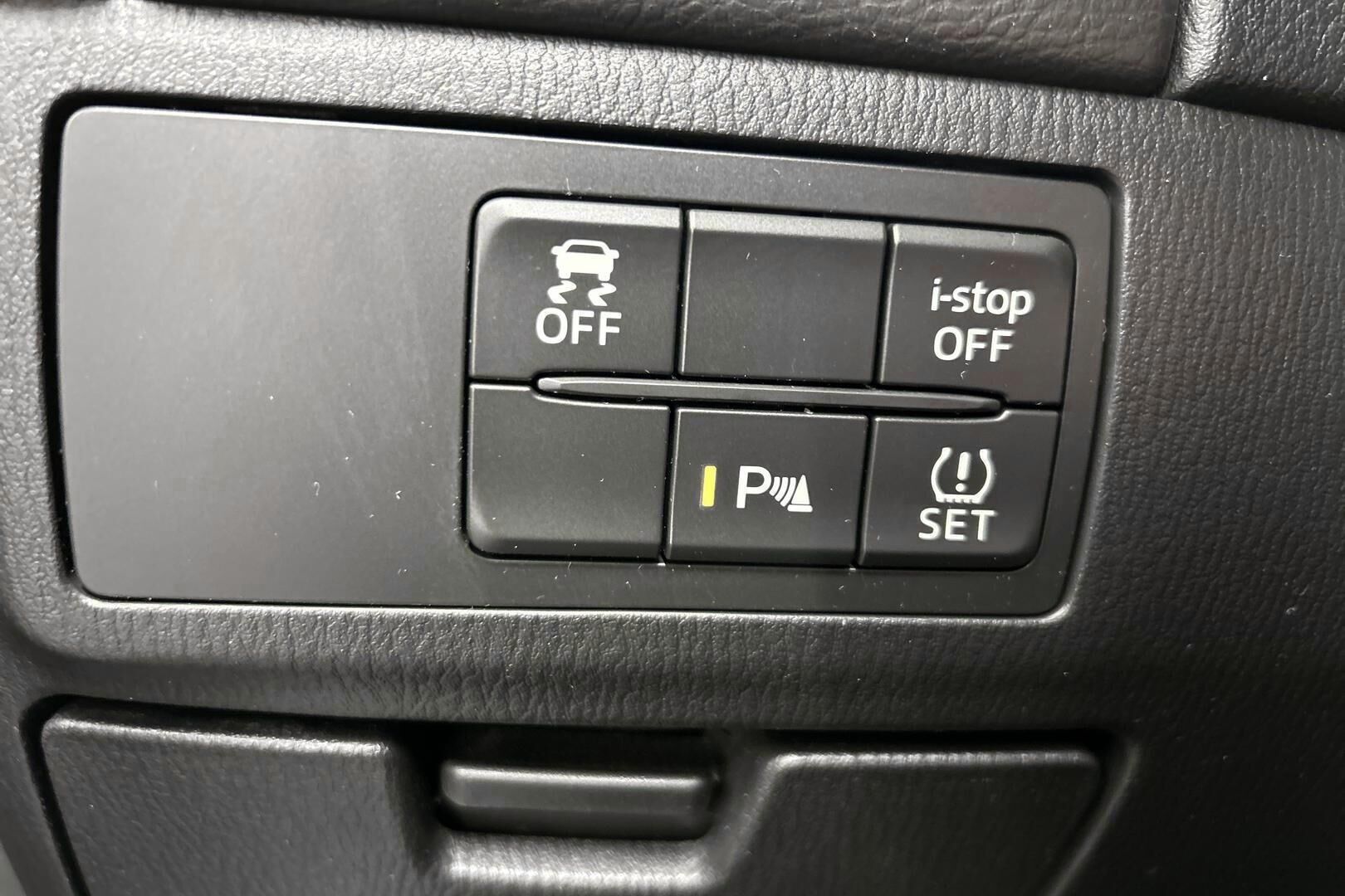 Mazda Mazda6 iso kuva 24