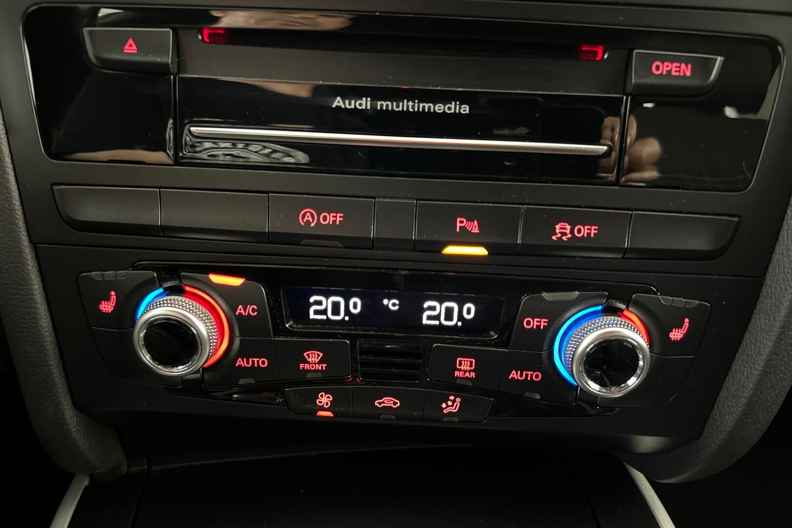 Audi A5 iso kuva 18
