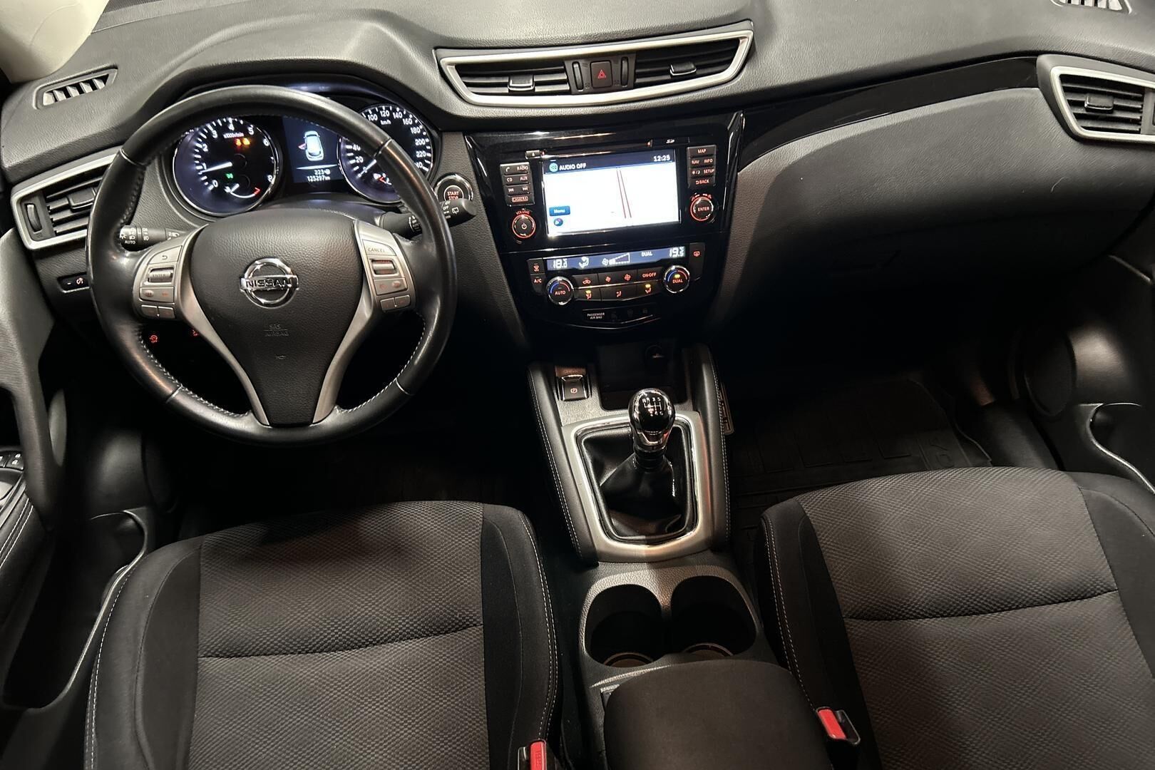 Nissan Qashqai iso kuva 11