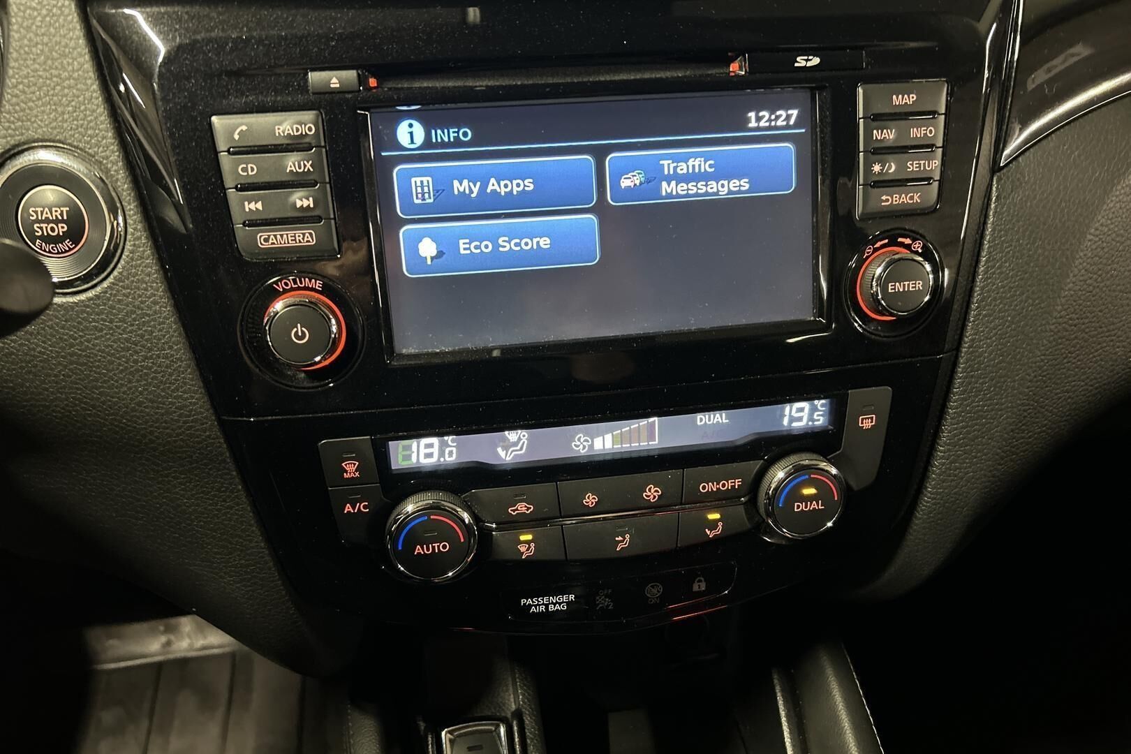 Nissan Qashqai iso kuva 17