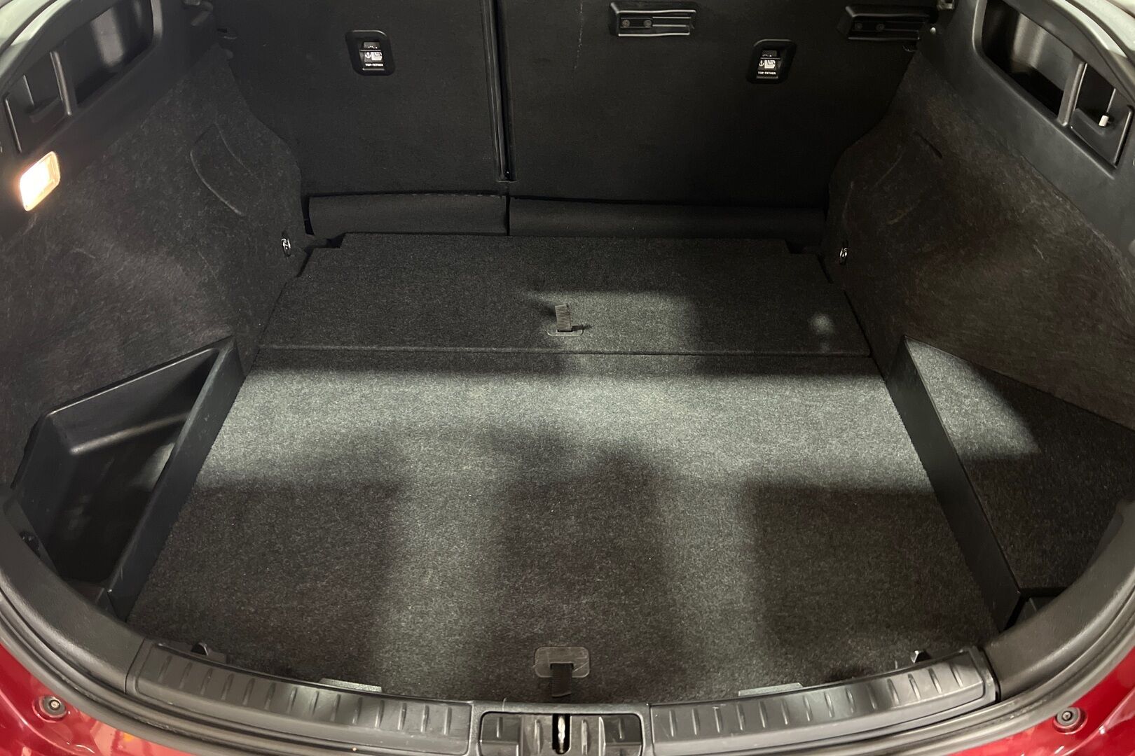 Toyota Auris iso kuva 11