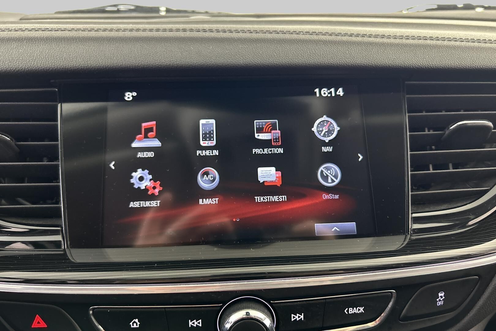 Opel Insignia iso kuva 15