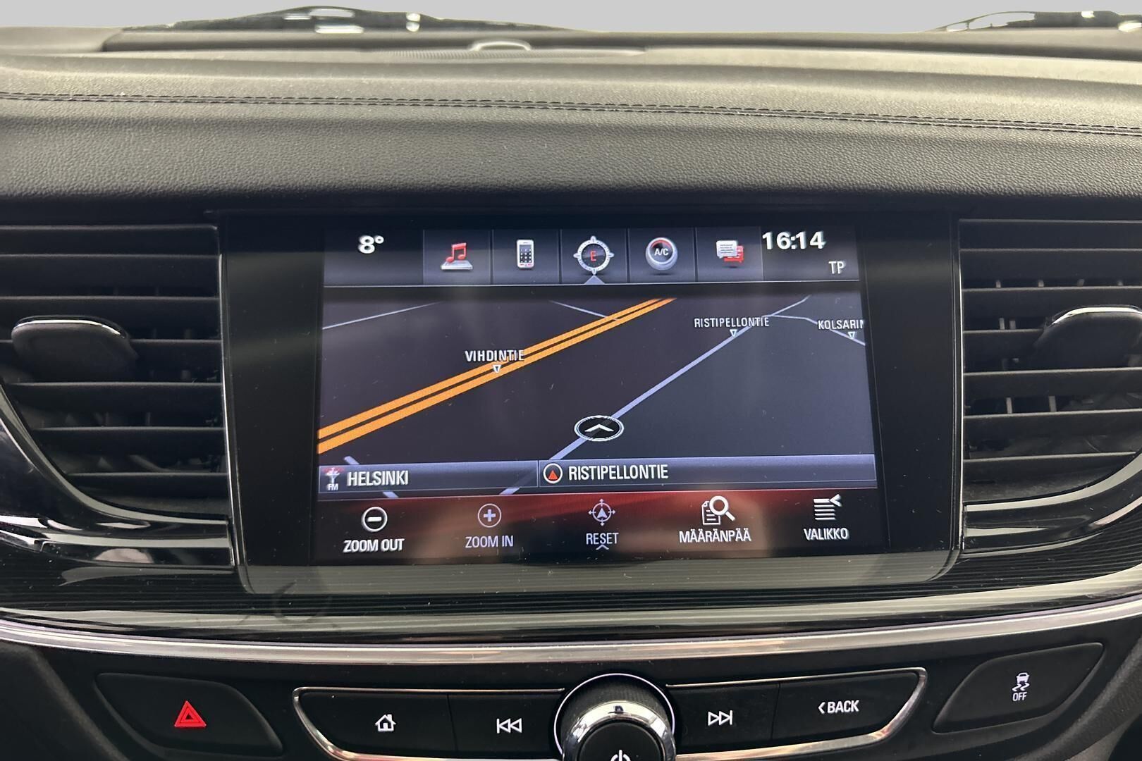 Opel Insignia iso kuva 17