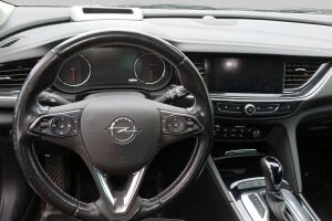 Opel Insignia esikatselu 2