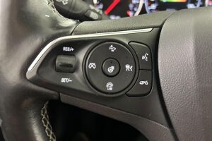 Opel Insignia esikatselu 21