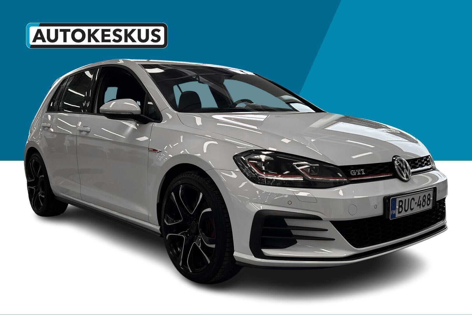Volkswagen Golf iso kuva 3