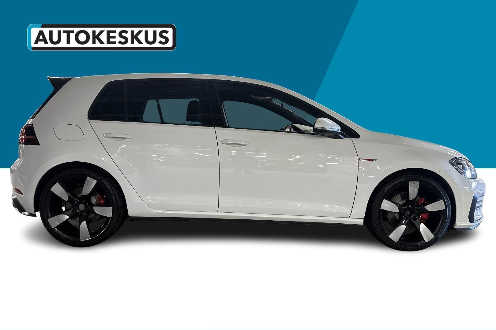 Volkswagen Golf 2017, photo 5/28
