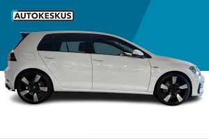 Volkswagen Golf esikatselu 4