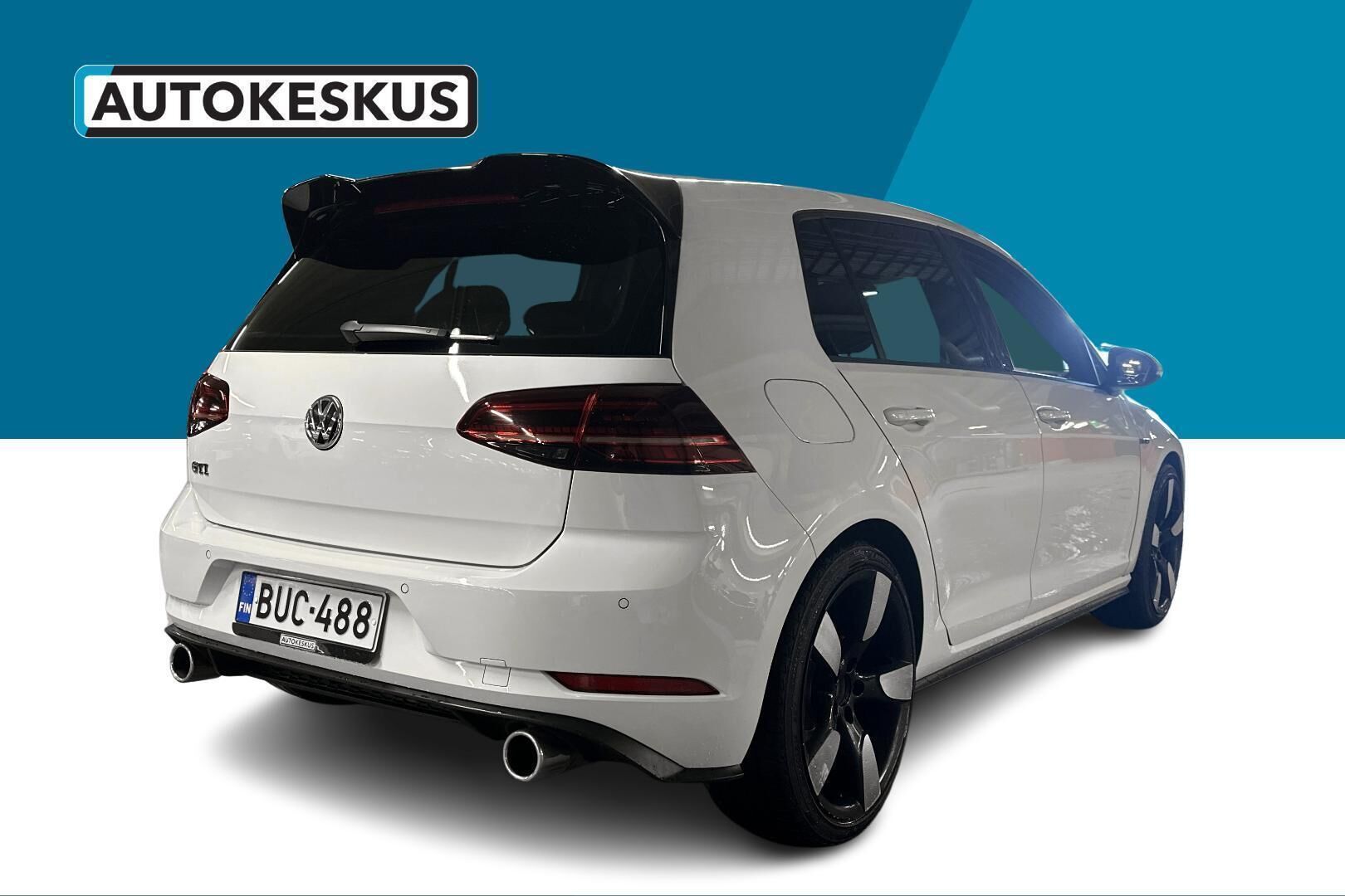 Volkswagen Golf 2017, photo 6/28