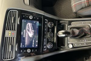 Volkswagen Golf esikatselu 19