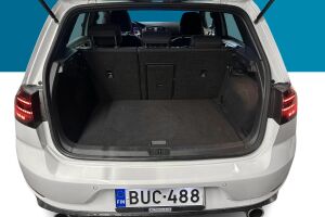 Volkswagen Golf esikatselu 12