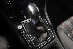 Volkswagen Golf esikatselu 19