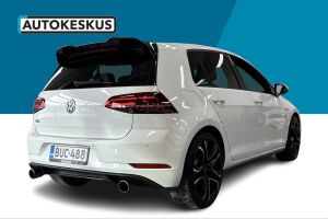 Volkswagen Golf esikatselu 5