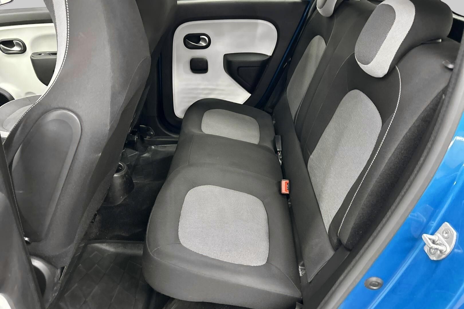 Renault Twingo iso kuva 10