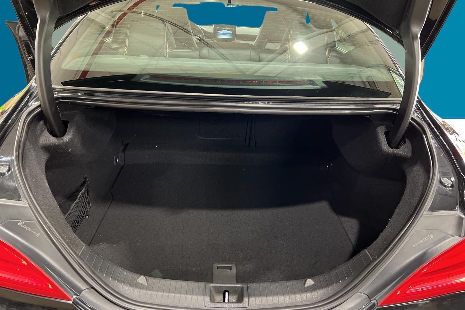 Mercedes-Benz CLA iso kuva 10
